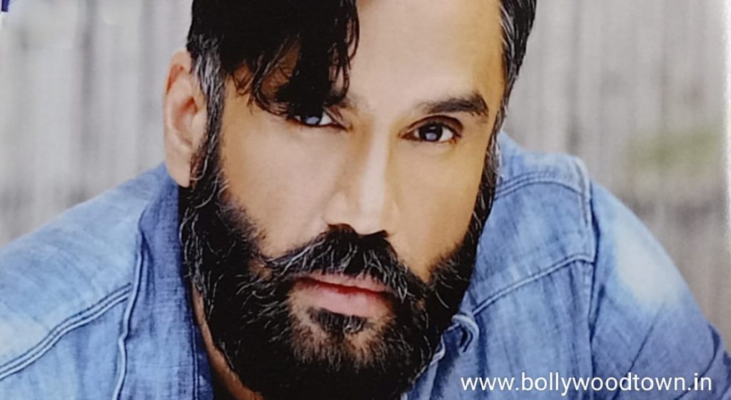 Amitabh Bachchan is a God to me: Sunil Shetty!